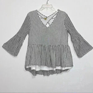 True Craft Striped Grey & White Bell Sleeve M